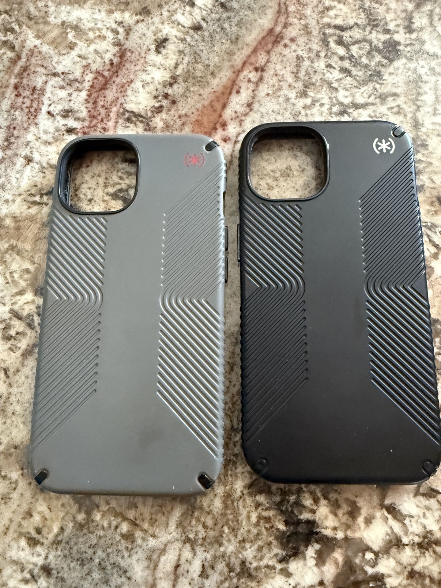 Speck iPhone 13 Presidio 2 Grip Cases