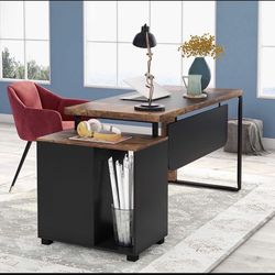 Desk And Matching Rolling File Cabinet 