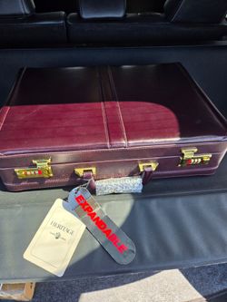 Heritage Expandable Leather Briefcase with Combo Locks (new)
