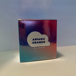 Ariana Grande Perfume 