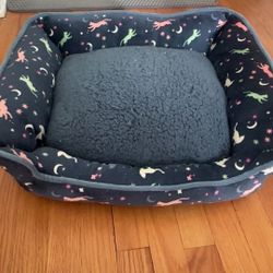 Cat bed