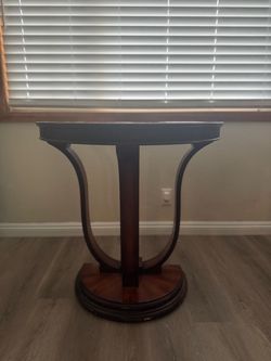 Round Wood Accent Side Table