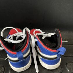 Shoes Nike Jordan us 5c