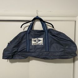 Vintage EASTON Baseball / Softball Bat Carry Bag Used. Some signs of wear. Still works great.  Pick up available in Arlington VA by the Sheraton off o
