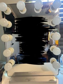 Vanity mirror (IMPRESSIONS VANITY)