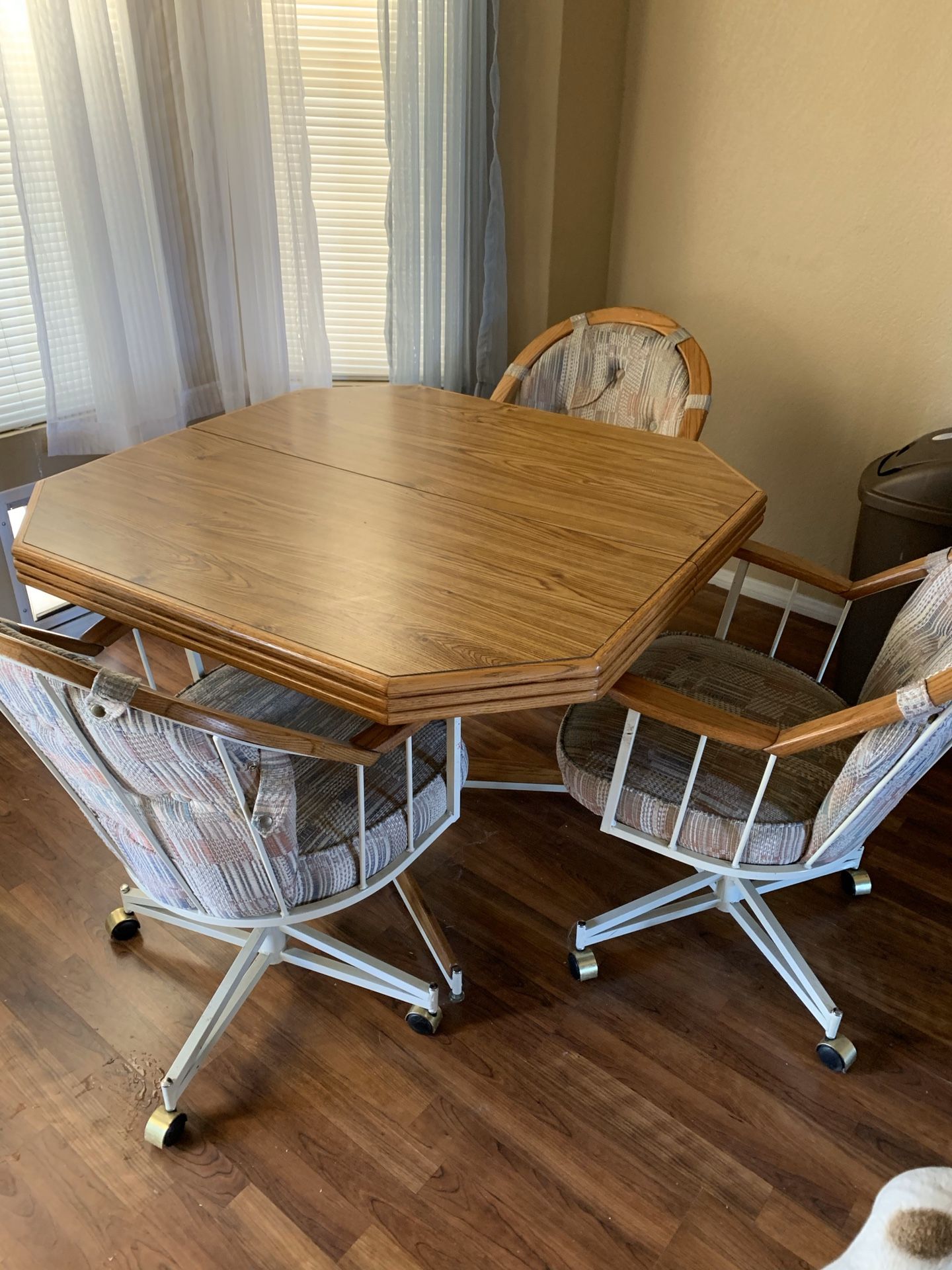 Oak kitchen table 3 chairs