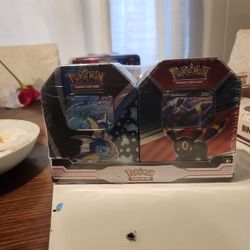 Pokemon Tcg V Heroes Bundle Of 2 Tins Of  Vaporeon & Umbreon Brand New Seal.