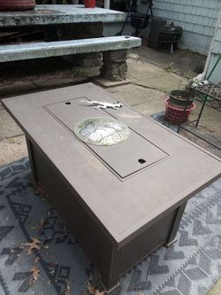 Propane fire table