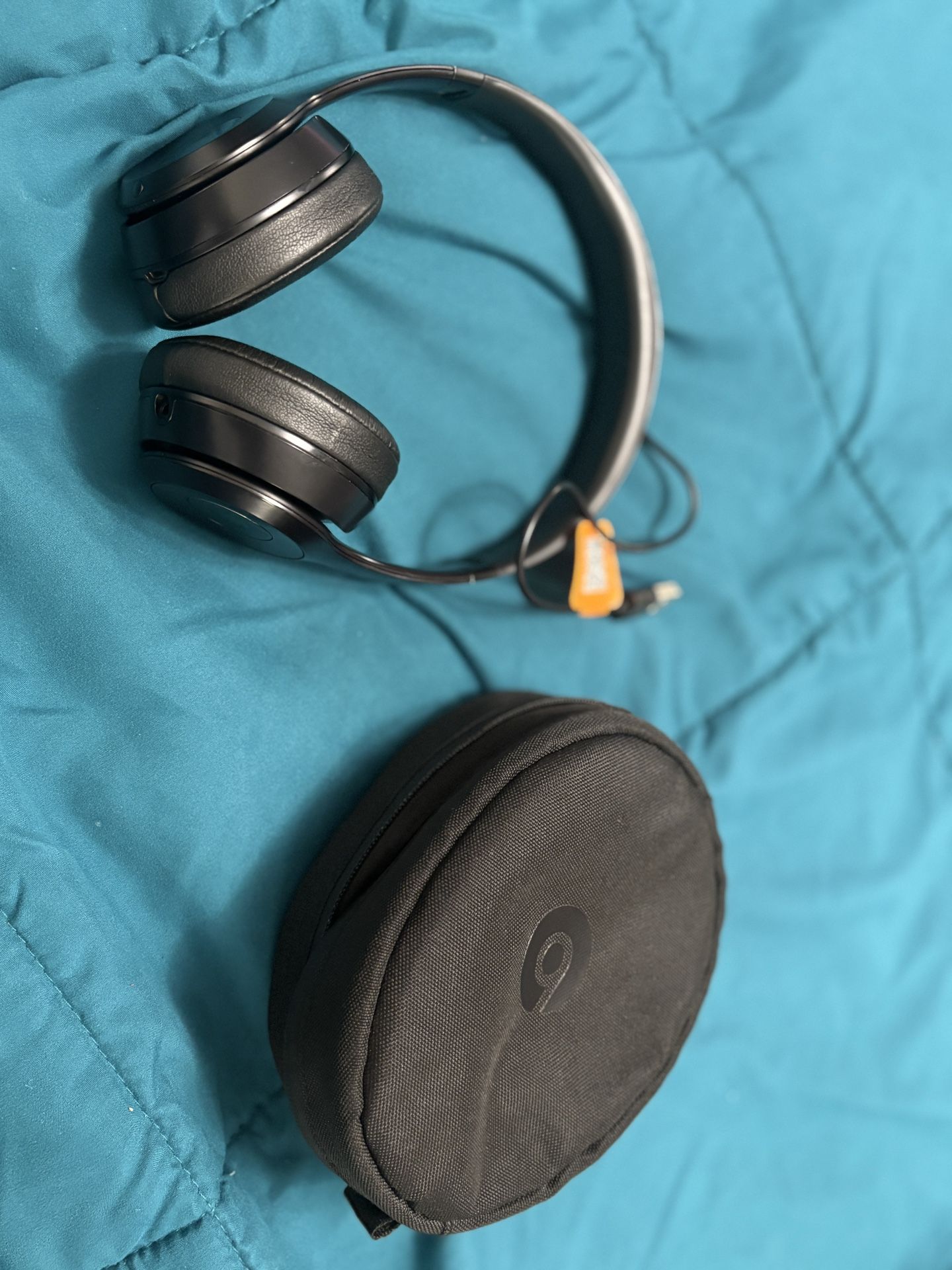 Beats : Solo 3 Wireless Bluetooth Headphones