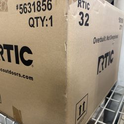 Rtic 32 Quart Chest Cooler 