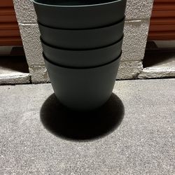 Set Of 4 Self Watering Plastic Pots