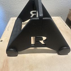 Rogue Fitness Grip triangle cable attachment 