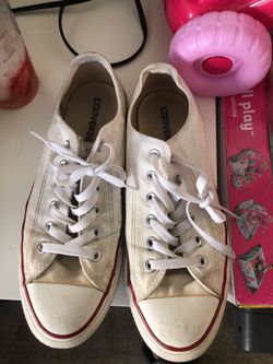 Converse Men size 8