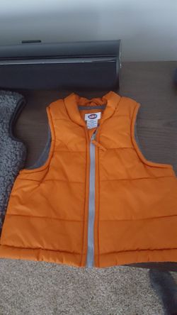 Boys vests/size 2