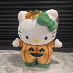 Hello Kitty Pumpkin Greeter