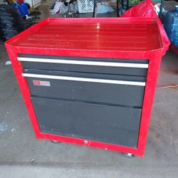 Craftsman Rolling Tool Cart With Lock!