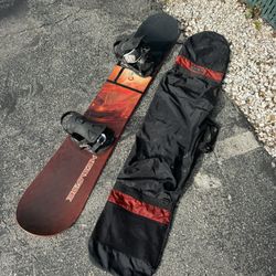 158 CM Snowboard, Bag & Bindings