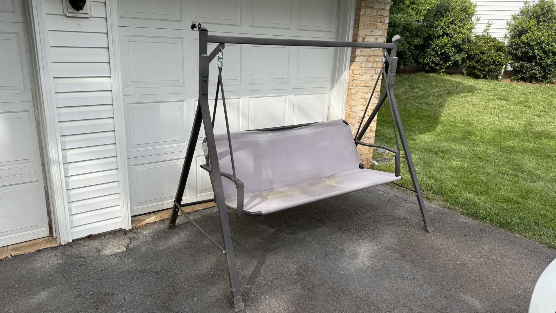 3-Seat Outdoor Patio Metal Frame Swing Chair