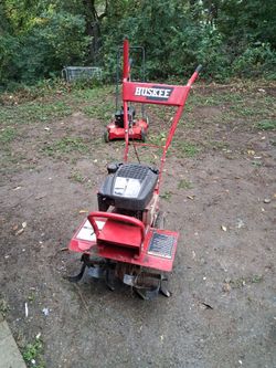 Huskies tiller 6.75 . Briggs Stratton 190cc