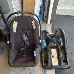 Baby stroller and car seat set