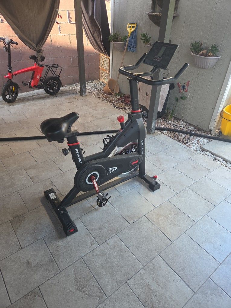 Speed Bike/ Bicicleta De Ejercicio
