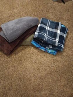 Lot of Mixed Throw Blankets