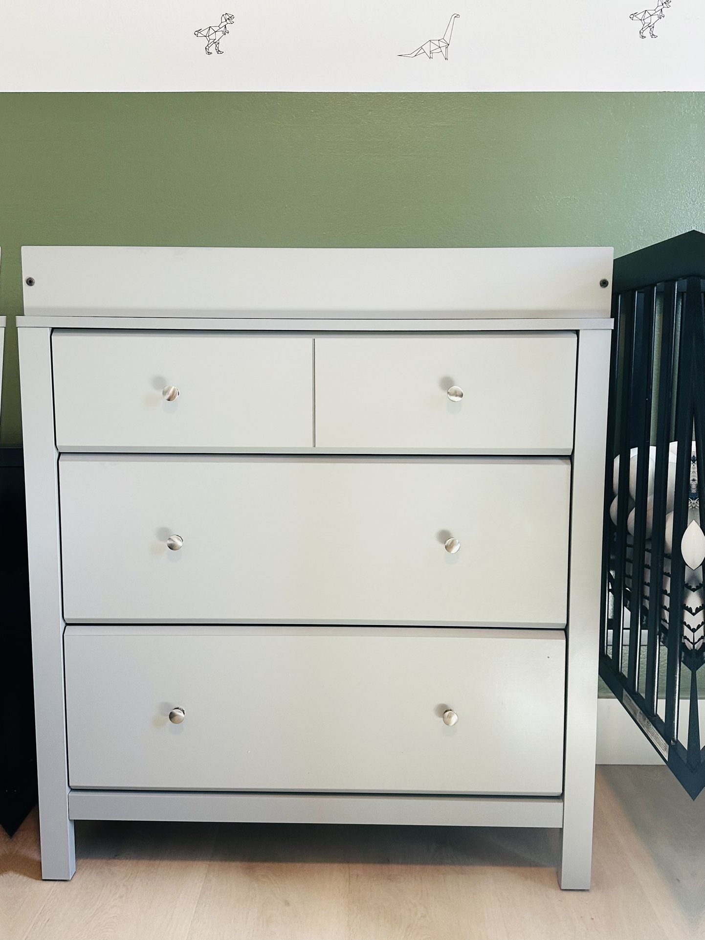  3-Drawer Chest with Changing Topper 