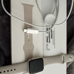 Apple Watch SE with Cellular