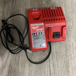 M12 and M18 12-Volt/18-Volt Lithium-Ion Multi-Voltage Battery Charger Brand New 