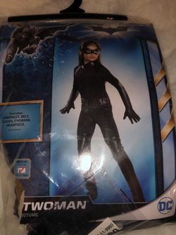 Girl batwomen