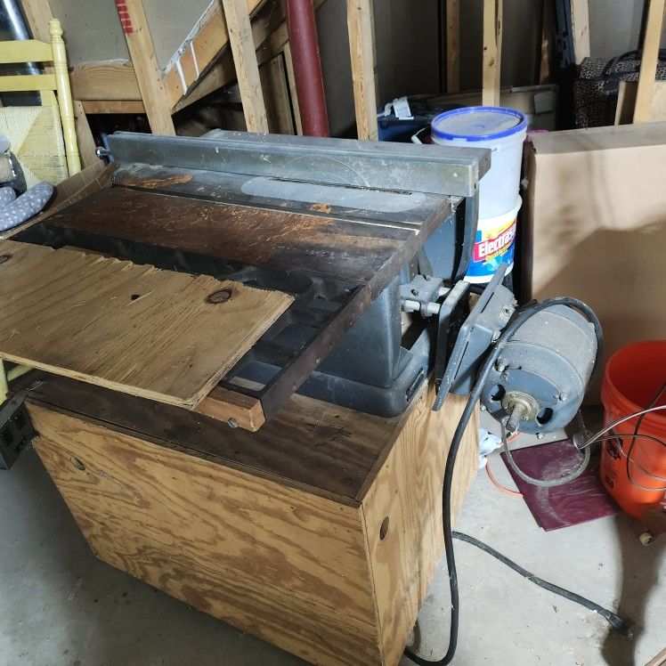Sears Roebuck Vintage Table Saw 113.27520