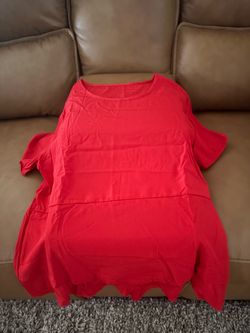 Women’s Outfit/Red