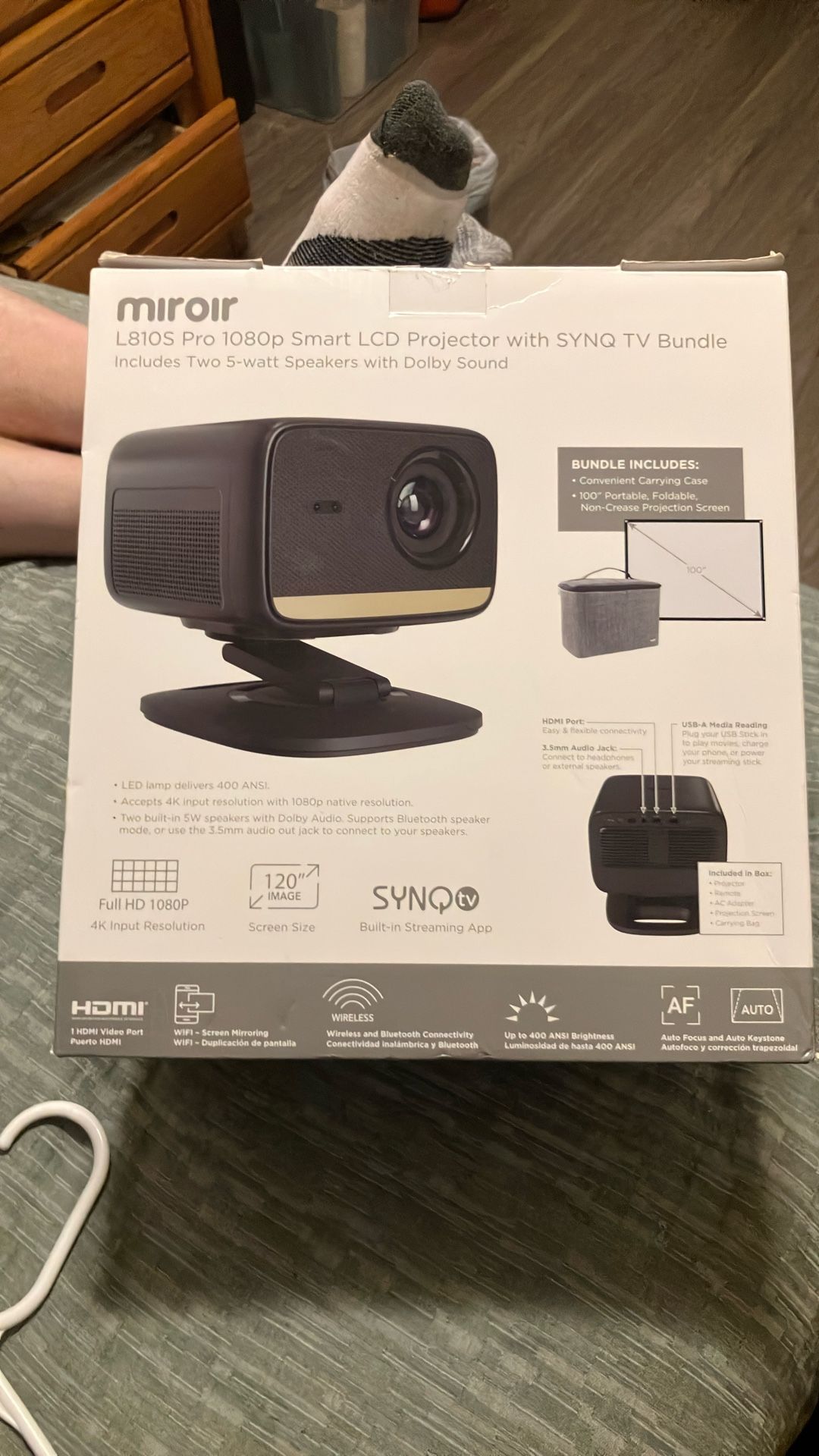 Smart LCD Projector With SYNQ TV Bundle 