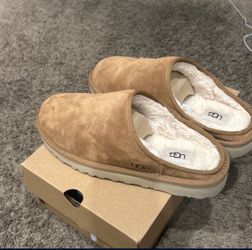 Uggs classic Slip-on Chestnut Size 10