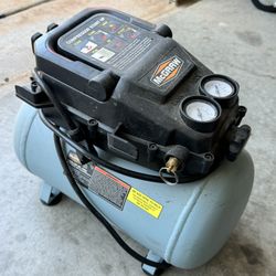 3 Gallon 1/3 HP 110 PSI Air Compressor