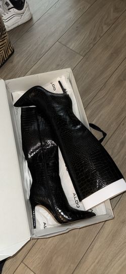 Black Boots