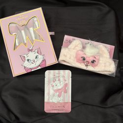 New Disney The Aristocats Marie Makeup Brush Set, Spa Headband and Face Mask
