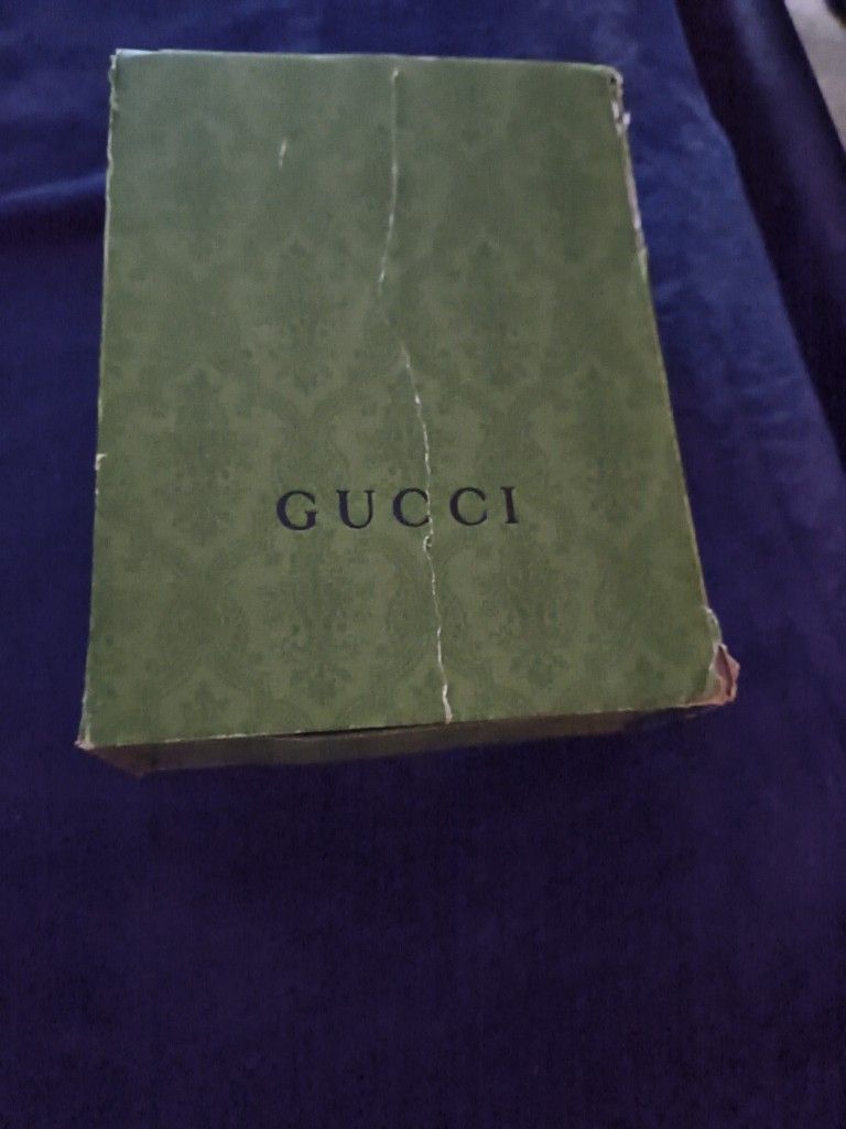 Gucci Purse 800$