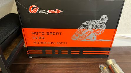 Motorcycle boots