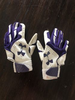 Tball Under Armor Gloves
