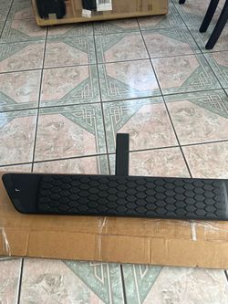 Towing hitch for trucks and SUVs