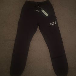 Dark grey essential size Large