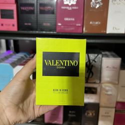 Valentino Yellow Dream Born In Roma Brand New Singles And Wholesale Available 