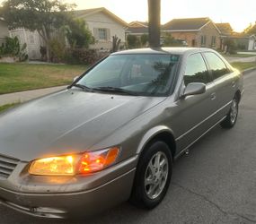 1999 Toyota Camry XLE