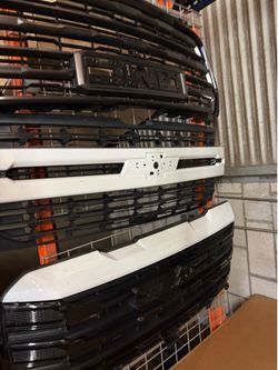 GMC/CHEVY GRILLES