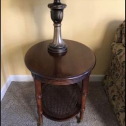 Ethan Allen Table