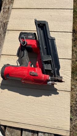 Milwaukee Fuel nails gun
