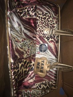 Kathy Van Zeeland travel bag