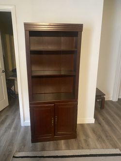 Heritage Hill 71 1/4"H 3-Shelf Traditional Bookcase, Cherry/Dark Finish