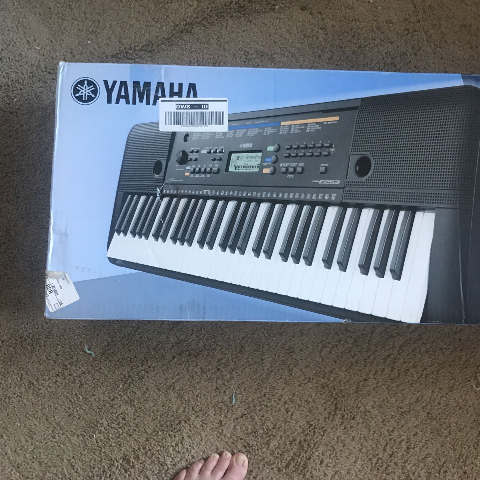Yamaha digital keyboard